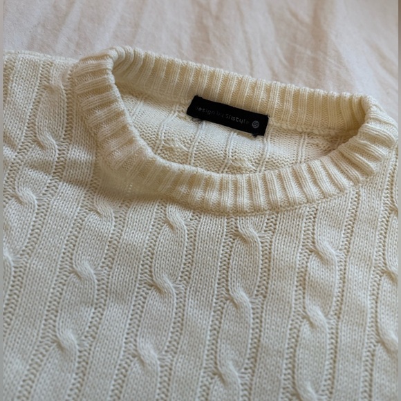 Vintage Cream Oversized Knitted Sweater - Picture 3 of 3